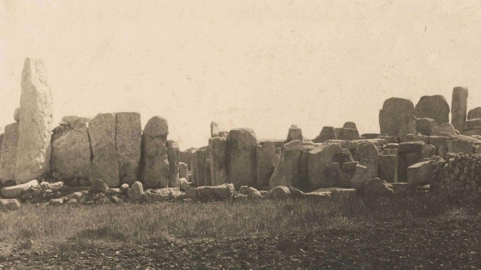 Revisiting the Excavations of Ħaġar Qim and Mnajdra